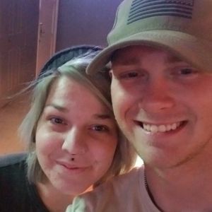 Meet your Posher, Dakota